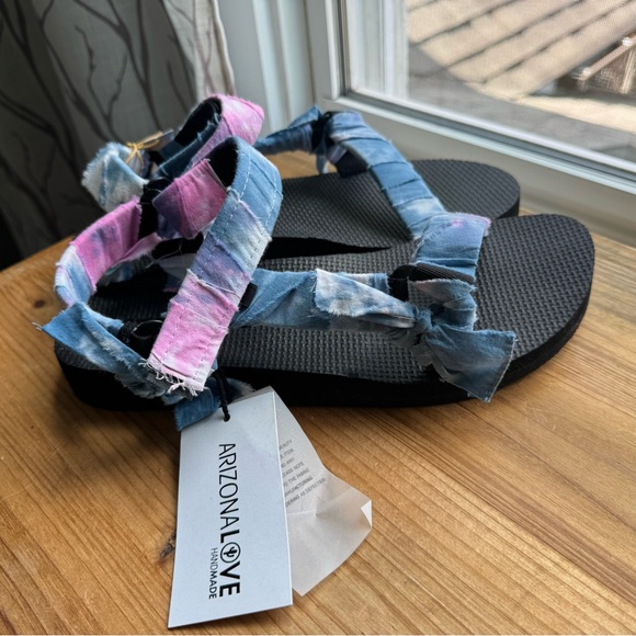 NWT ARIZONA LOVE Sandals 41 - Picture 2 of 6